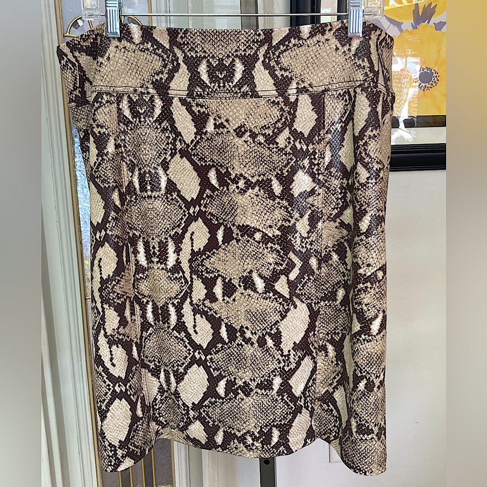 CHICO’S SKIRT (2 Size Large)